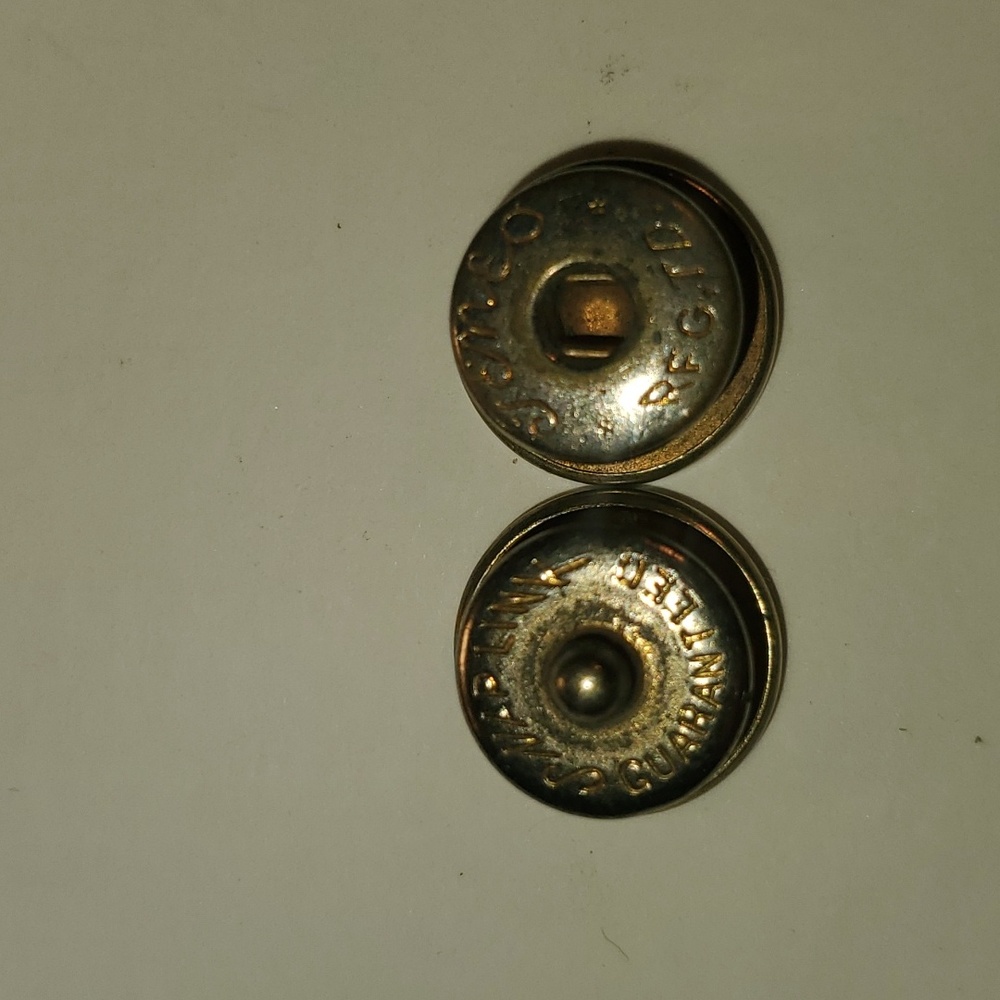 Collectible snap link button - Picture 2 of 2